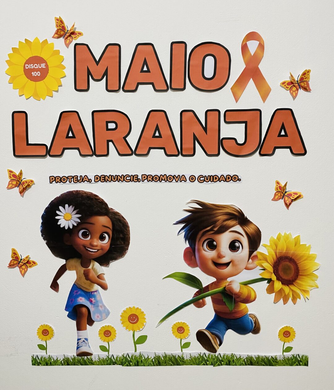 Painel Maio Laranja