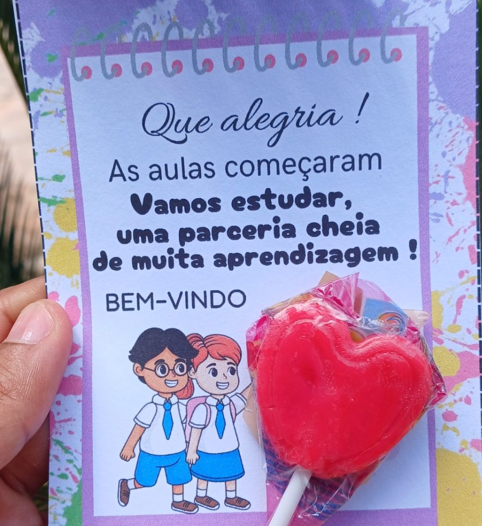 Cartão de lembrancinha volta as aulas