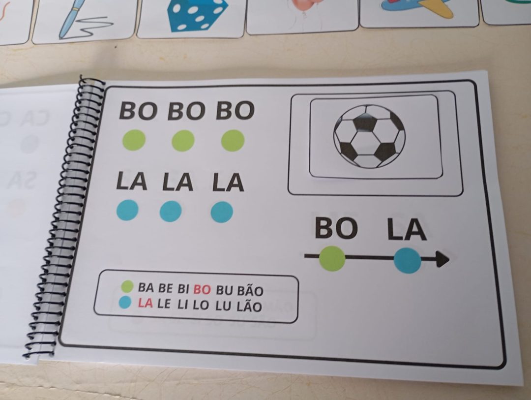 LIVRO de leitura simples - Imagem 3